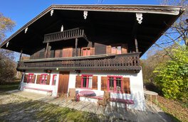 Historisches Bauernsacherl verkaufen in Unterwössen | HausBauHaus Immobilienmakler Traunstein