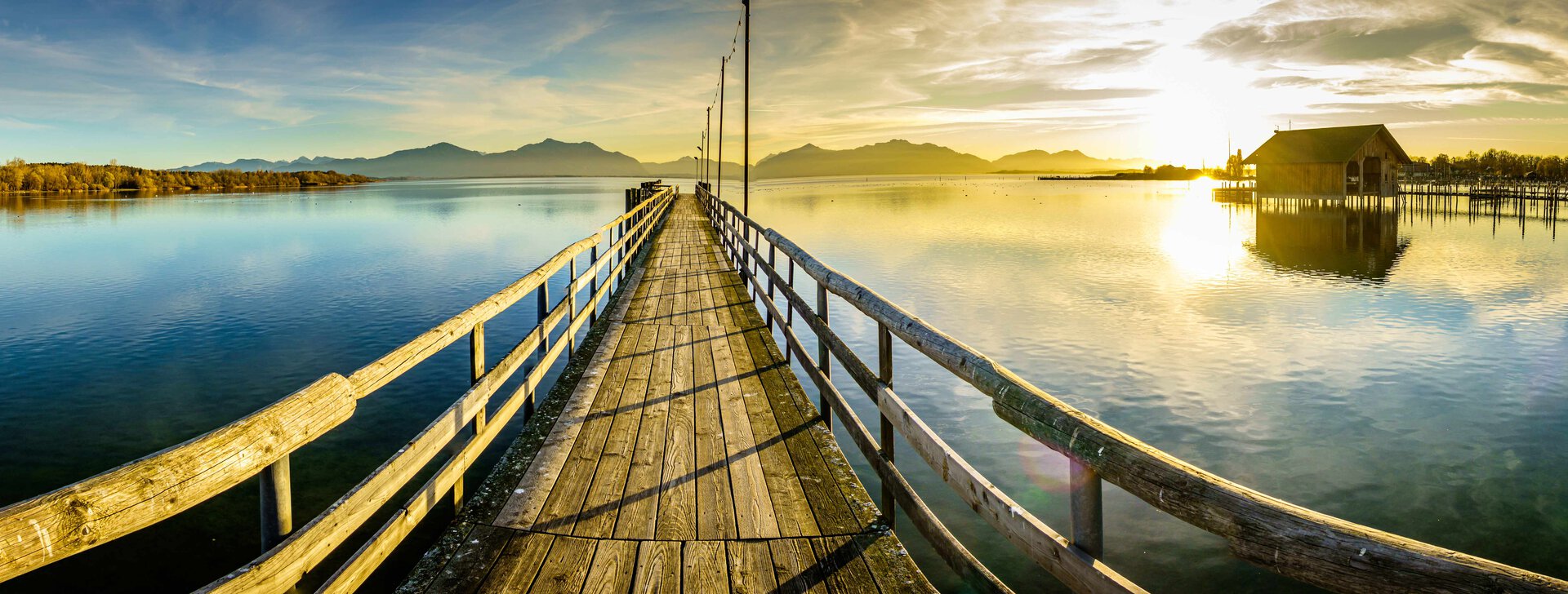 Seebruck am Chiemsee - unser schönes Chiemgau | © shutterstock - FooTToo