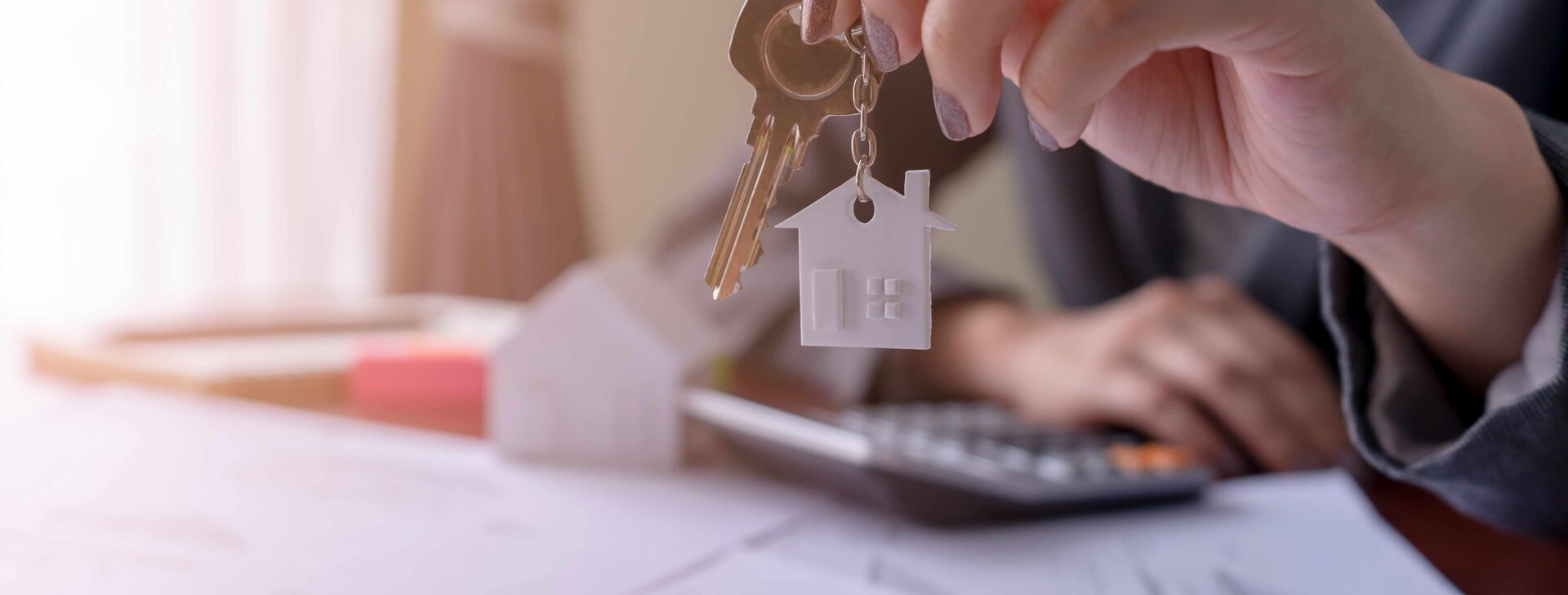 Wichtige Begriffe der Baufinanzierung einfach erklärt | © shutterstock - Pravinrus