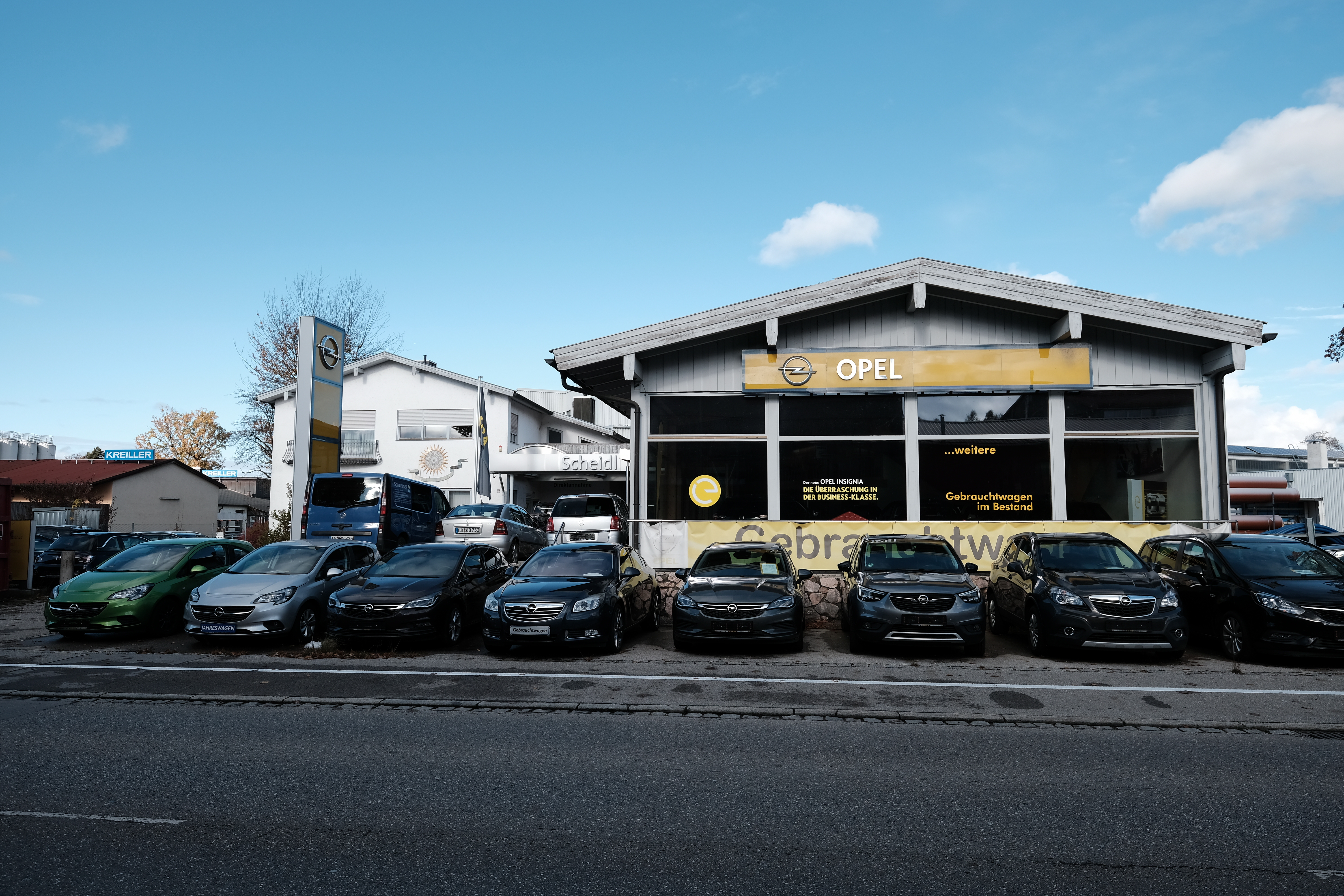Gewerbeimmobilie für Ihr modernes Unternehmen in Traunstein | HausBauHaus Immobilienmakler Traunstein 