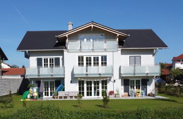 Mehrfamilienhaus Inzell | Neubauprojekt | HausBauHaus Immobilien | © HausBauHaus GmbH