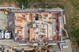 Neubauprojekt, Tacherting, Baustelle, Bauträger | © HausBauHaus Immobilien