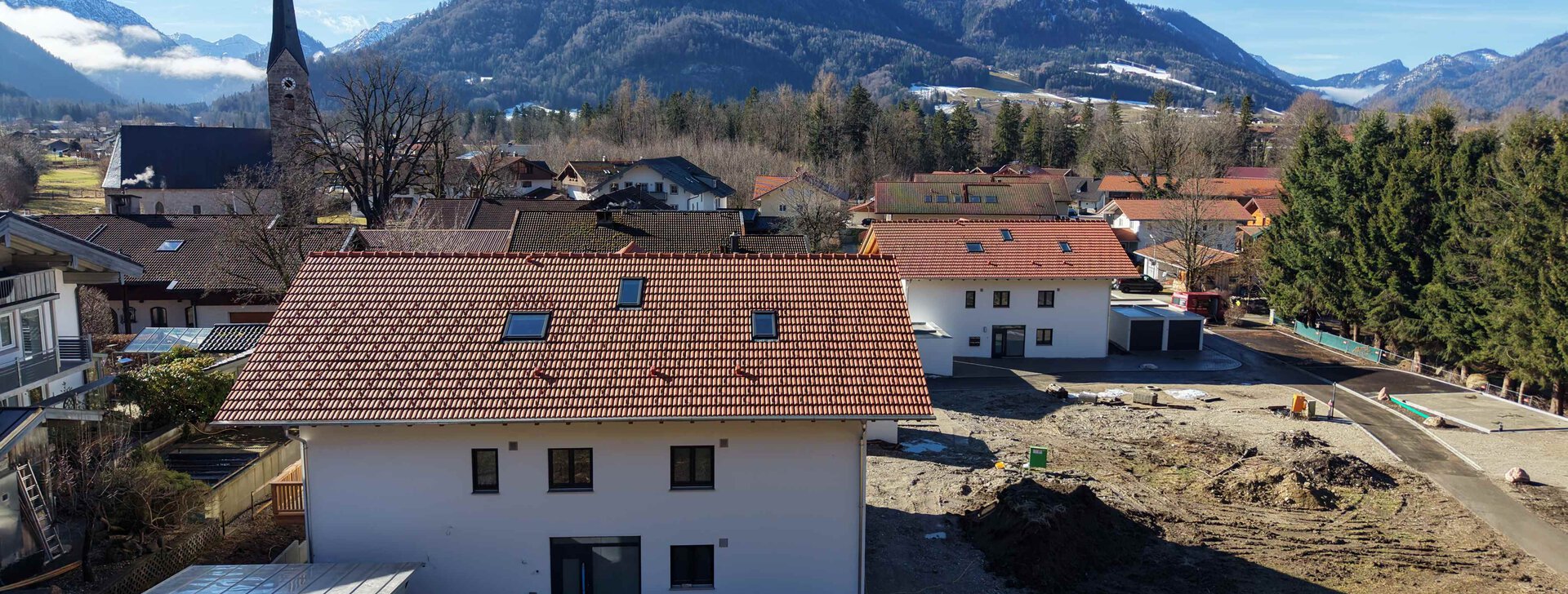 Neubauprojekt, Obergeschoss, Dachgeschoss, Bauträgervertrieb, Chiemgau, Ruperti | © HausBauHaus Immobilien GmbH