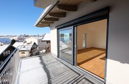 Dachterrasse - Neubauwohnungen Stadthaus - zentrale Lage von Traunstein - HausBauHaus Immobilienmakler | © HausBauHaus GmbH