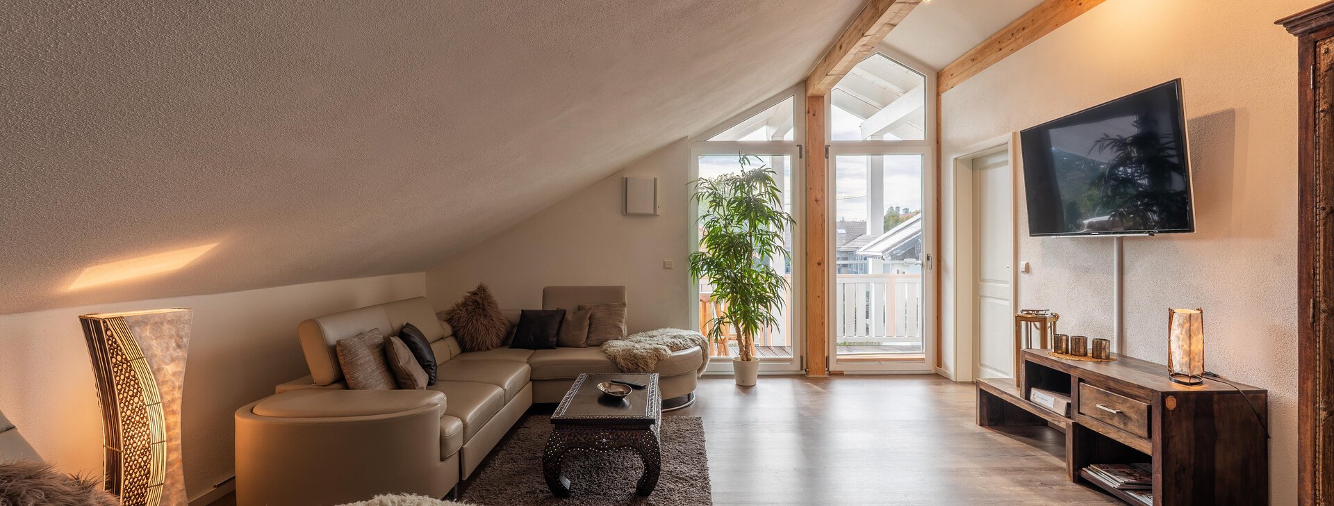 dachgeschoss, wohnung, eigentumswohnung, uebersee, chiemsee, achental, immobilien, hausbauhaus | © Fox-Flair Photography, Christopher Busch, HausBauHaus GmbH