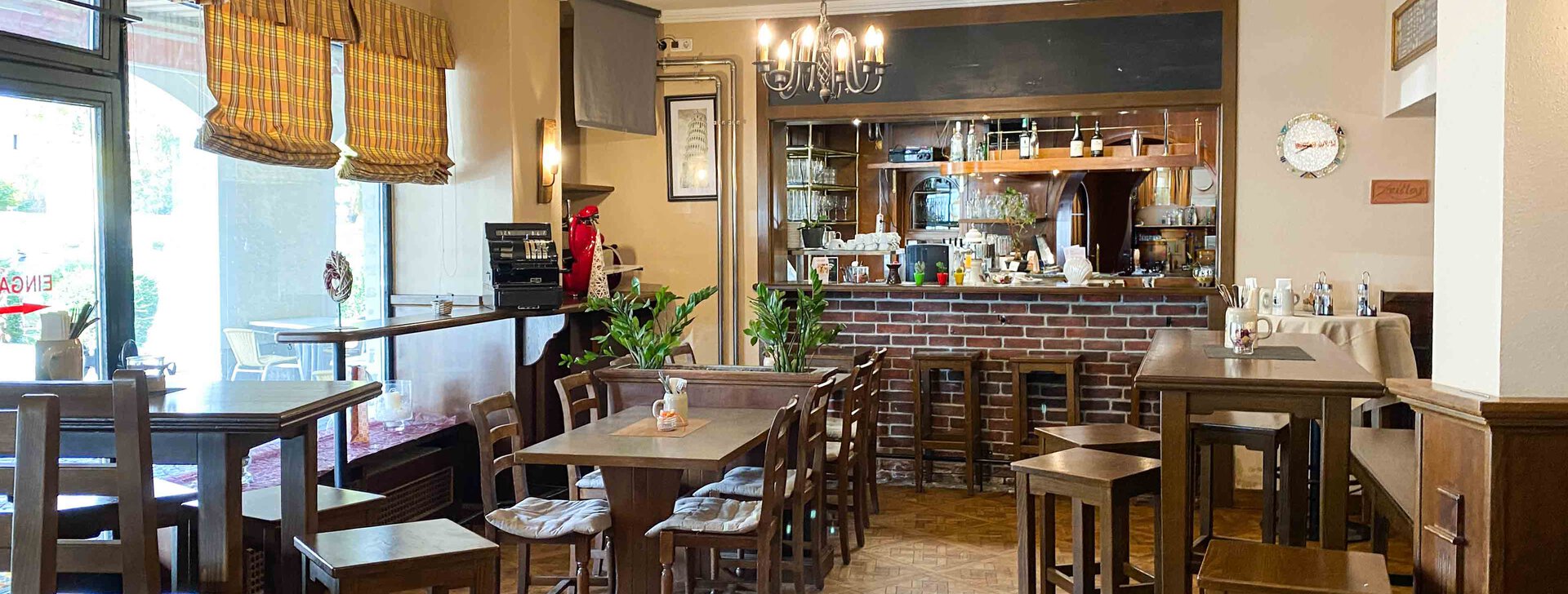 Restaurant mit Theke, Gewerbeeinheit in Laufen, Immobilie kaufen, Laufen | © HausBauHaus GmbH