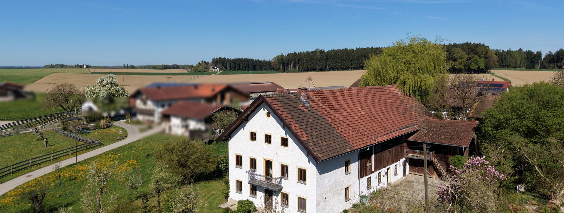 Bäuerliches Anwesen, Immobilie kaufen, Trostberg, Bergblick | © HausBauHaus GmbH 