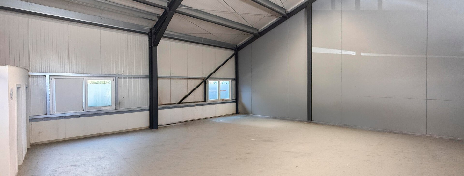 Gewerbeobjekt mit Büroräumen und Halle, Immobilie kaufen, Trostberg  | © HausBauHaus GmbH 