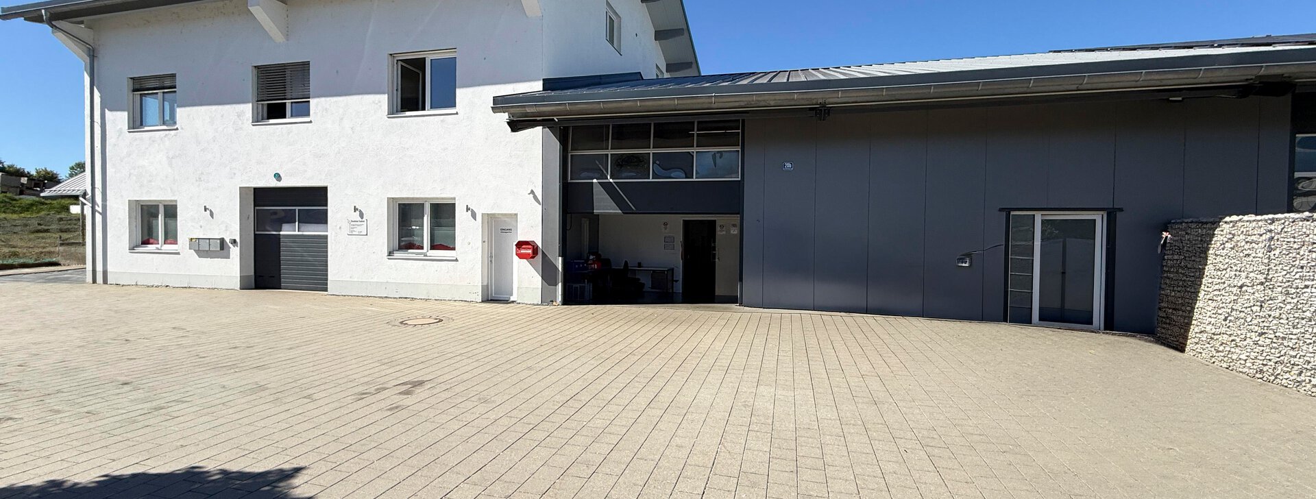Gewerbeobjekt mit Büroräumen und Halle, Immobilie kaufen, Trostberg  | © HausBauHaus GmbH 