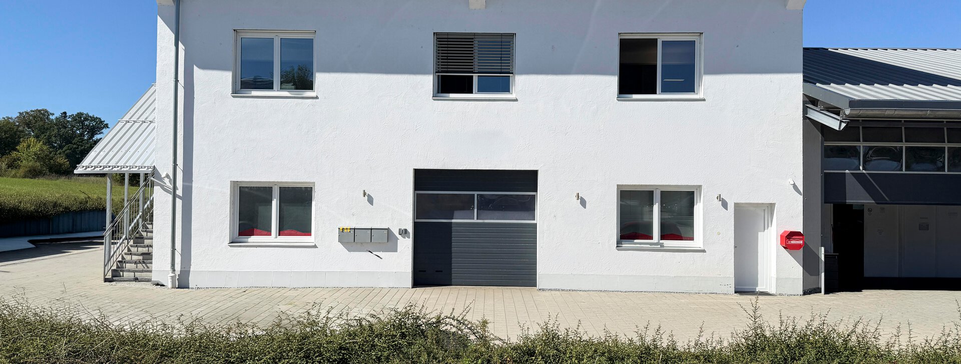 Gewerbeobjekt mit Büroräumen und Halle, Immobilie kaufen, Trostberg  | © HausBauHaus GmbH 