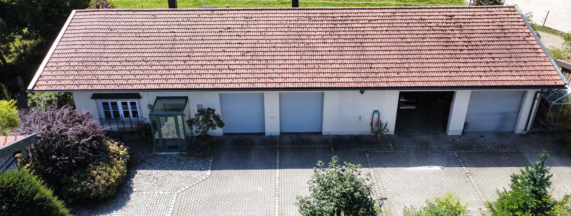 Liegenschaft mit separatem Nebengebäude, Immobilie kaufen, Vachendorf  | © HausBauHaus GmbH 
