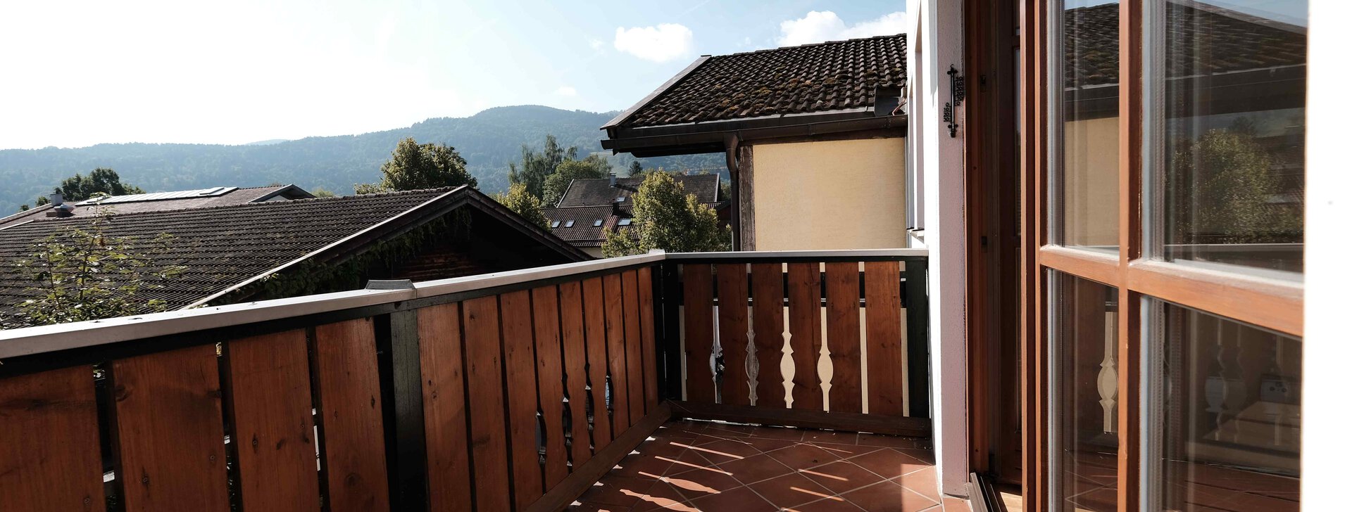 Balkon mit Ausblick, Wohnung in Bergen, Immobilie kaufen, Bergen | © HausBauHaus GmbH