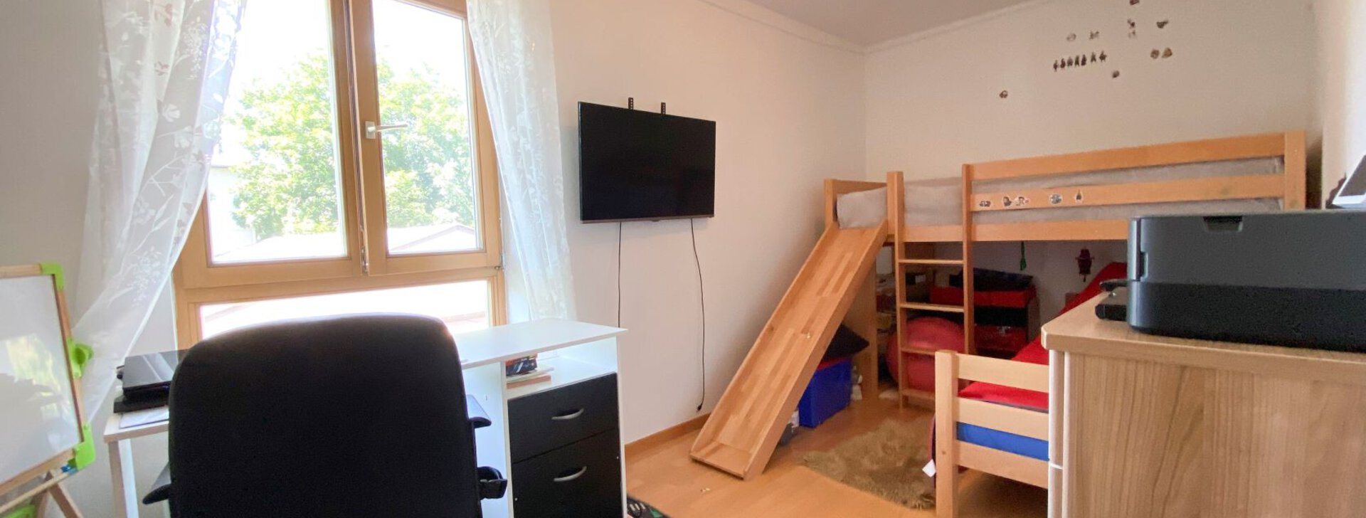 Kinderzimmer, 3-Zimmer-Wohnung in Hallbergmoos, Immobilie kaufen, Hallbergmoos | © HausBauHaus GmbH