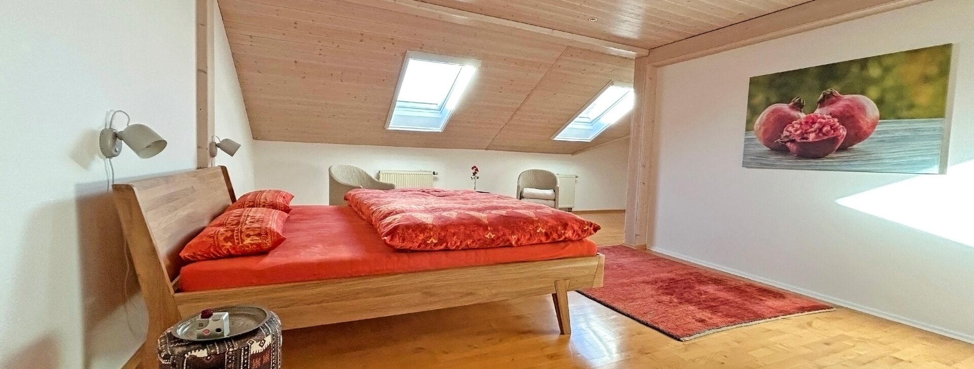 Schlafzimmer, Anwesen mit Gewerbehalle, Immobilie kaufen, Kirchanschöring  | © HausBauHaus GmbH 