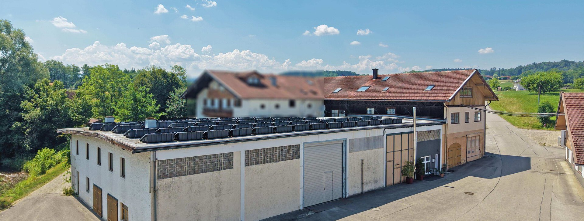 Anwesen mit Gewerbehalle, Immobilie kaufen, Kirchanschöring  | © HausBauHaus GmbH 
