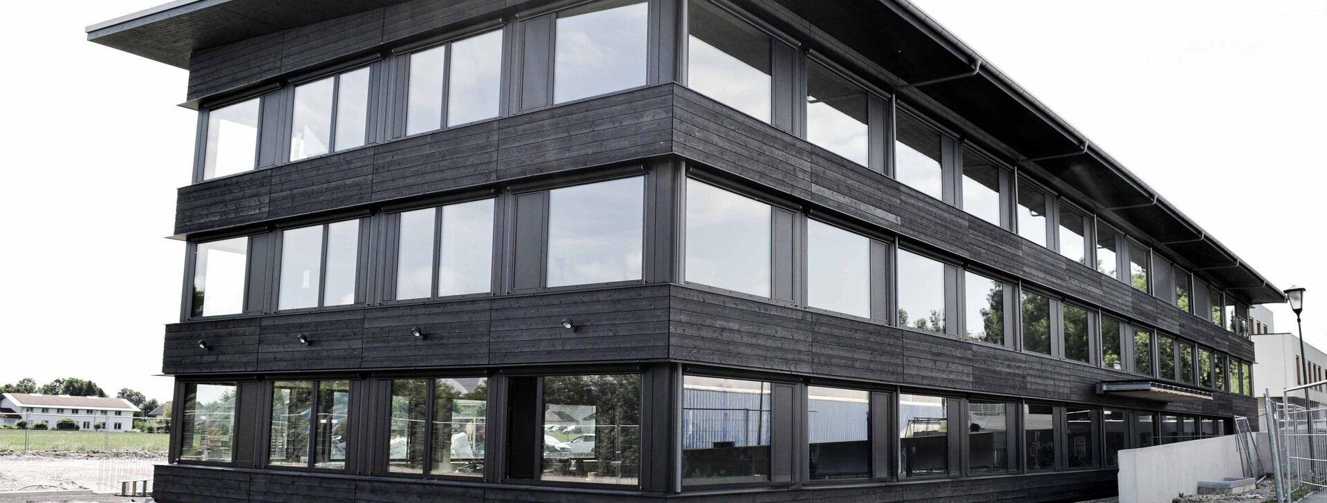 baufortschritt, rimsting, nord 8, gewerbe, arztpraxis, praxis, aerztehaus, aerzte, immobilien, chiemsee | © HausBauHaus GmbH