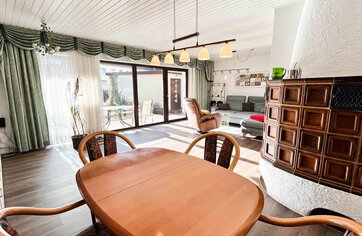 Haus Traunreut-Wohnzimmer | © HausBauHaus GmbH Traunstein