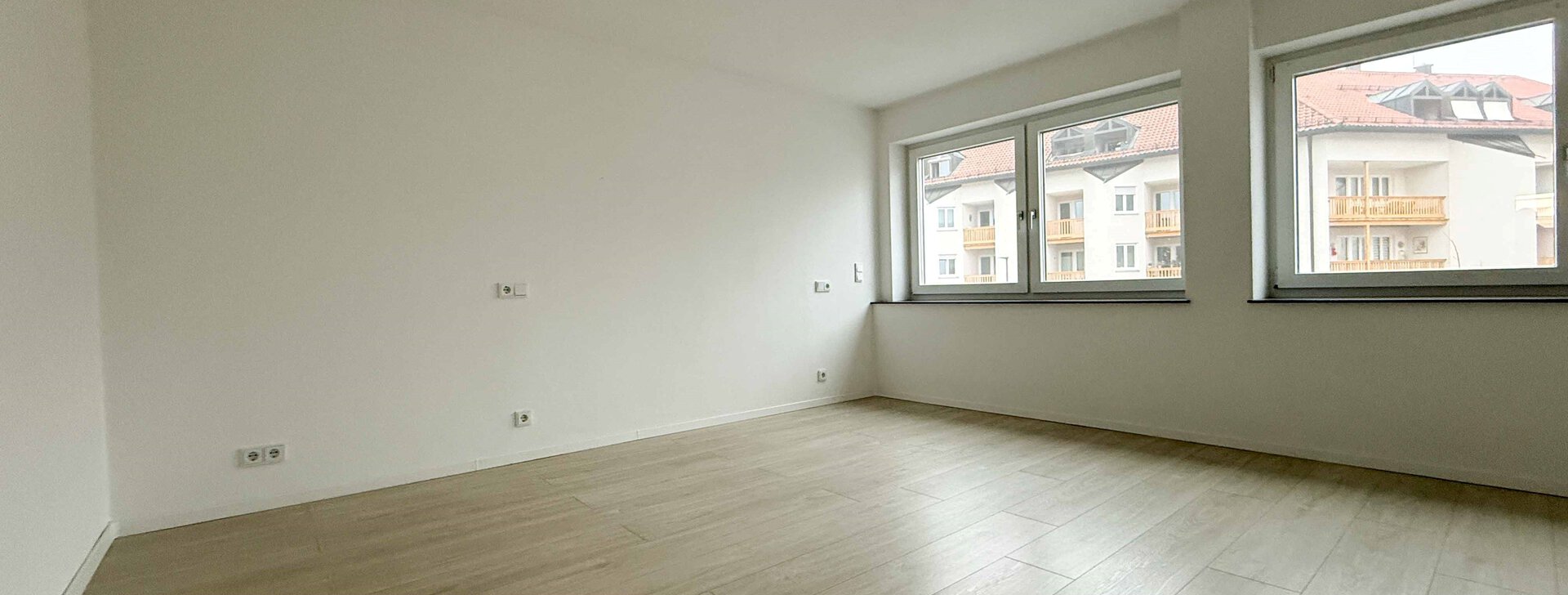 Schlafzimmer, 3-Zimmer-Wohnung, Eigentumswohnung, Immobilie kaufen, Traunreut  | © HausBauHaus GmbH 