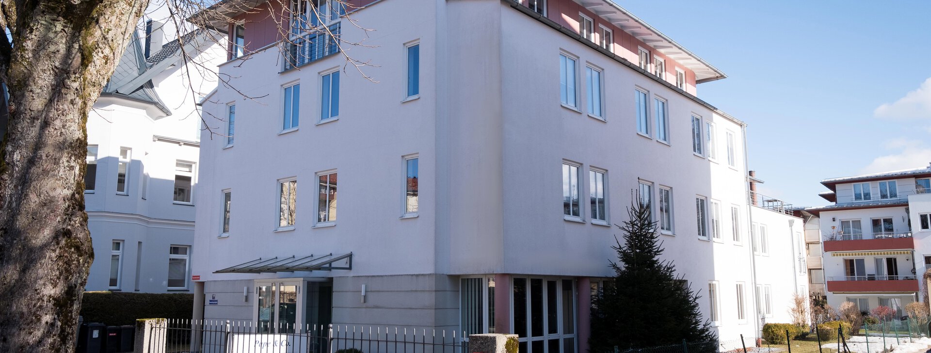Bürogebäude zur Miete | Traunstein | HausBauHaus Immobilien | © HausBauHaus GmbH